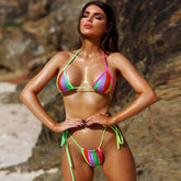 Bikini triangular con tiras anudadas y bloques de color - Rayas